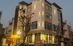 Hotel Kaushiki Palace