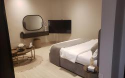 استديو راقي دخول ذاتي 1/7