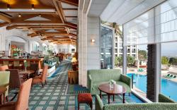 Golden Crown Hotel