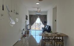 D'Aman Infinity Pool Homestay 02