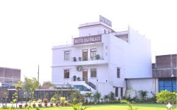 Hotel Raj Palace
