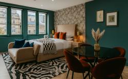 Athena Suites Leeds LS1 Free Secure Parking!