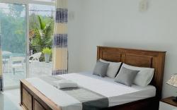 Kandy Villa Grey