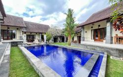 Urbanview Hotel Lilis Cempaka Mas Guesthouse