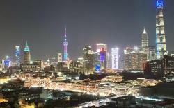 Zhome-Sun Garden2 Fine Apartment- Near the Bund