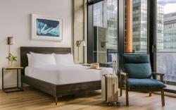 Sonder Maisonneuve Apartments Downtown