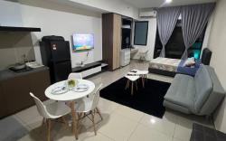 Sm Home Stay-Alinea Suites In Bandar Shah Alam