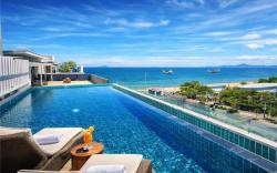 Sunday Beachfront View Jomtien Pattaya