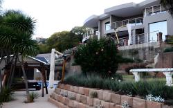Over The Moon Guesthouse
