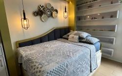 Marvinn's by LVH - 150 Newport Boulevard