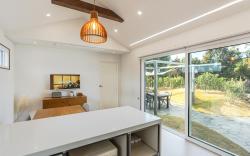 제주 돌안뜰펜션