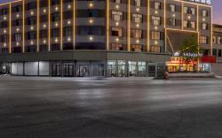Home Inn Style Heze Caoxian Zhuangzhai High-speed Railway Station