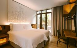 Casa Luz Hotel Plaça Universitat, Sonder