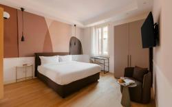 Sonder Antinoo Apartments Piazza del Parlamento