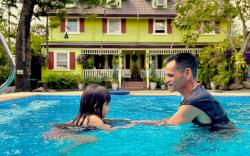 Madie's Place B&B with Private Pool in Santa Rosa