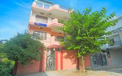 FabHotel Baba Guest House - Dasaswamedh Ghat