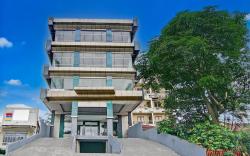 Townhouse Oak Pekanbaru near Mall Pekanbaru formerly Hotel Grand Sahara