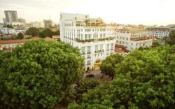 Apricot Hotel
