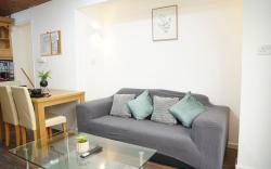 8 Guest Modern Home by O2 Apollo & Ethiad Stadium