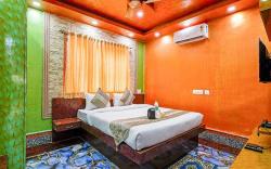FabHotel Rahi Crown