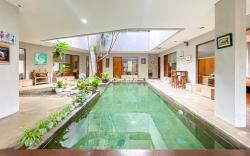 Urbanview Hotel The Lodge Karawaci