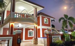 walking st5BR  villa