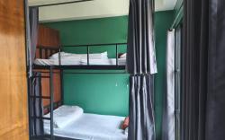 Nimman Nest Hostel & Cafe