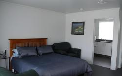 Charlton Motel