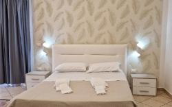 B&B Enjoy Pompeii Ruins and Church