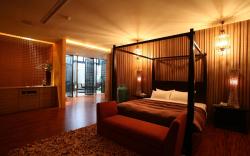 璽朵精品汽車旅館