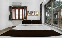 Hotel O by OYO The Golden Nest Kavi Sukanta Metro Station