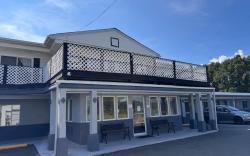 Whispering Pines by Hotel O Whitestone VA