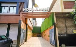 Hotel Aahan Vashi 3.6 km from Railway Station
