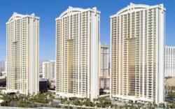 MGM Signature Deluxe Balcony Strip View Suite