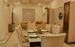 Elite Retreat 2B Luxury Villa Devi Nagar WiFi