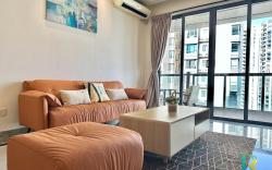 Campbell Suite. R&F @3BR 5Pax Near CIQ