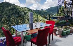 Mountain paradise homestay batashia loop 