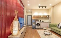Charming Studio @ Saigon Alleyway by Blue Fingers