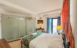 Madam Nguyet Home - Private Room in Shared Home