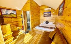 Wooden bungalow 1 double bed