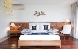 Villa Harimau - Rosewood | by Royal Suites