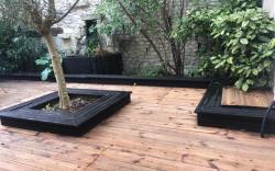 The countryside in the ocean at La Rochelle with your feet in the barn