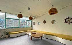 Hostel De Offlanders Rishikesh • Stay • Connect • Explore 
