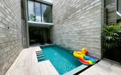 Pool Villa, Brand New, Near Beach, Peaceful time