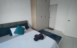 Seri Topaz Apartment 