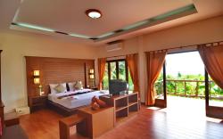 Phuchawee Lanta Resort