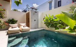 Modern 2BR Villa | Rooftop Steps to Canggu Beach