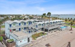 Blue Wave Inn