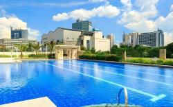 Torre De Manila 1BR Balcony Pool wifi50MBPS 65" TV