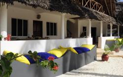 Blue Reef Sport & Fishing Lodge and Bungalows